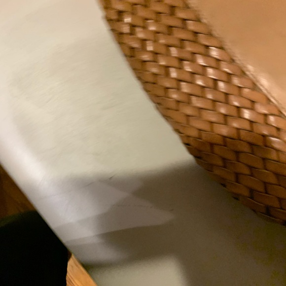 Hobo international tan leather tote. - Picture 5 of 5